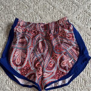 Nike Tempo Womens Medium Lined‎ Running Shorts EUC
